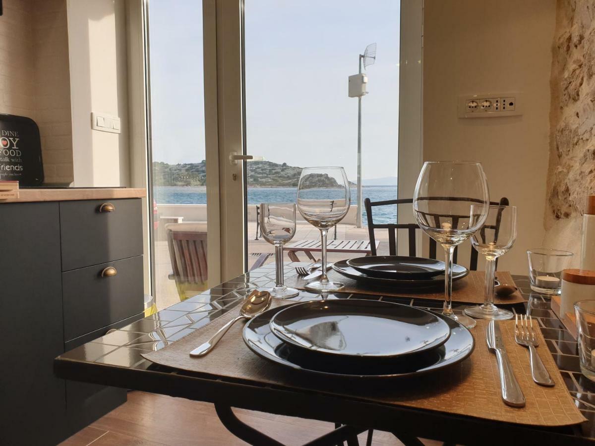 Sea Star Hotel Tribalj Eksteriør billede